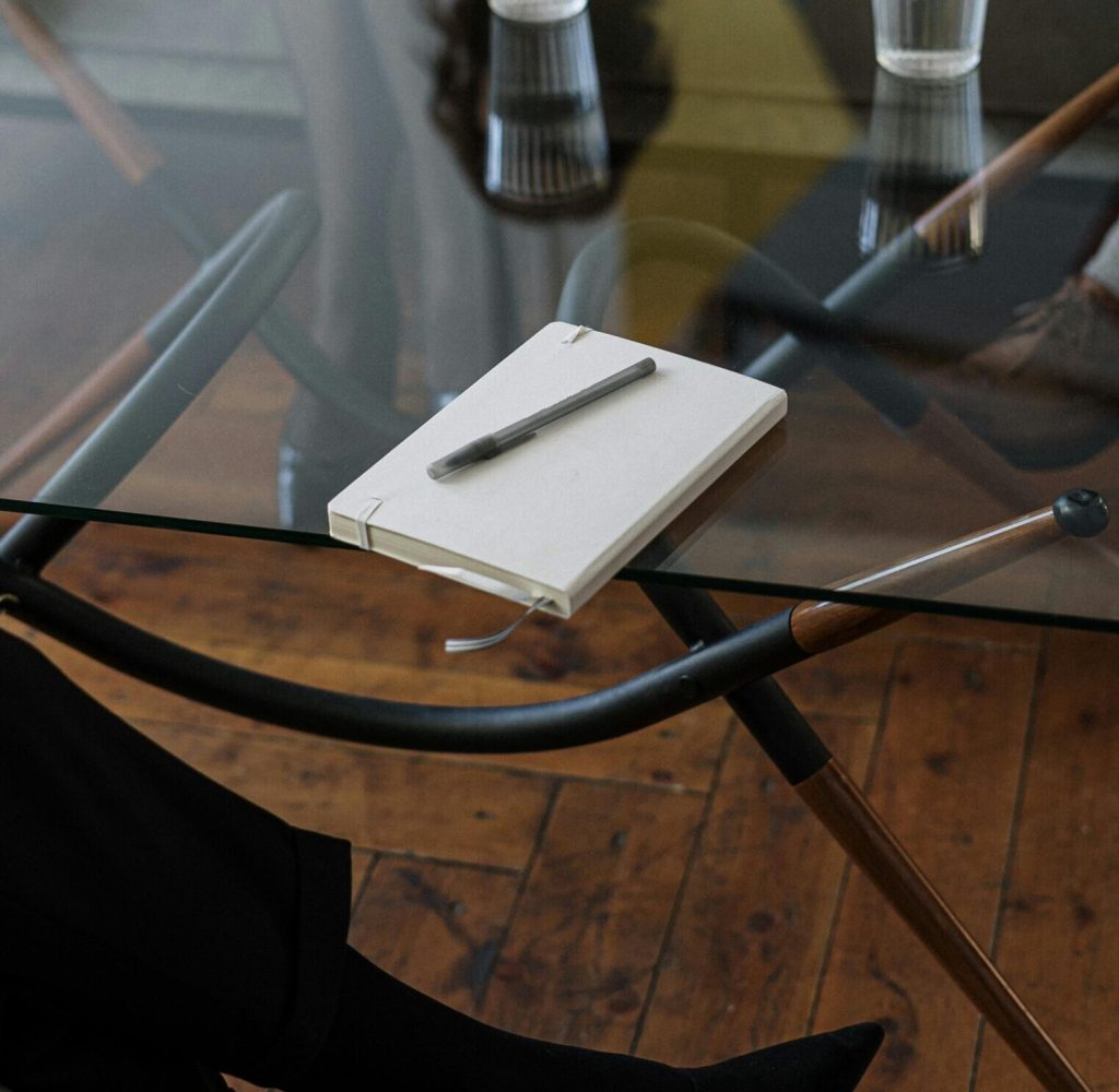 pexels-cottonbro-4098232